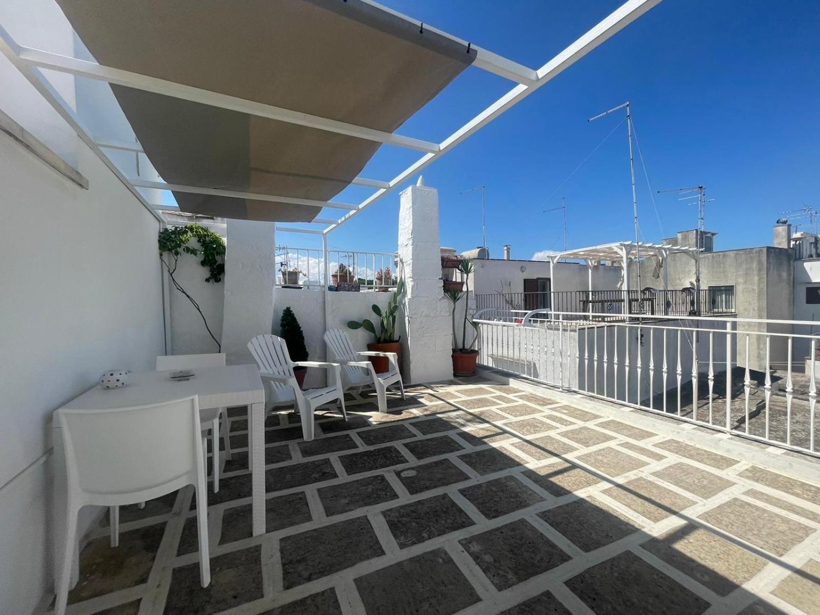 Casa Sunshine Остуні Екстер'єр фото